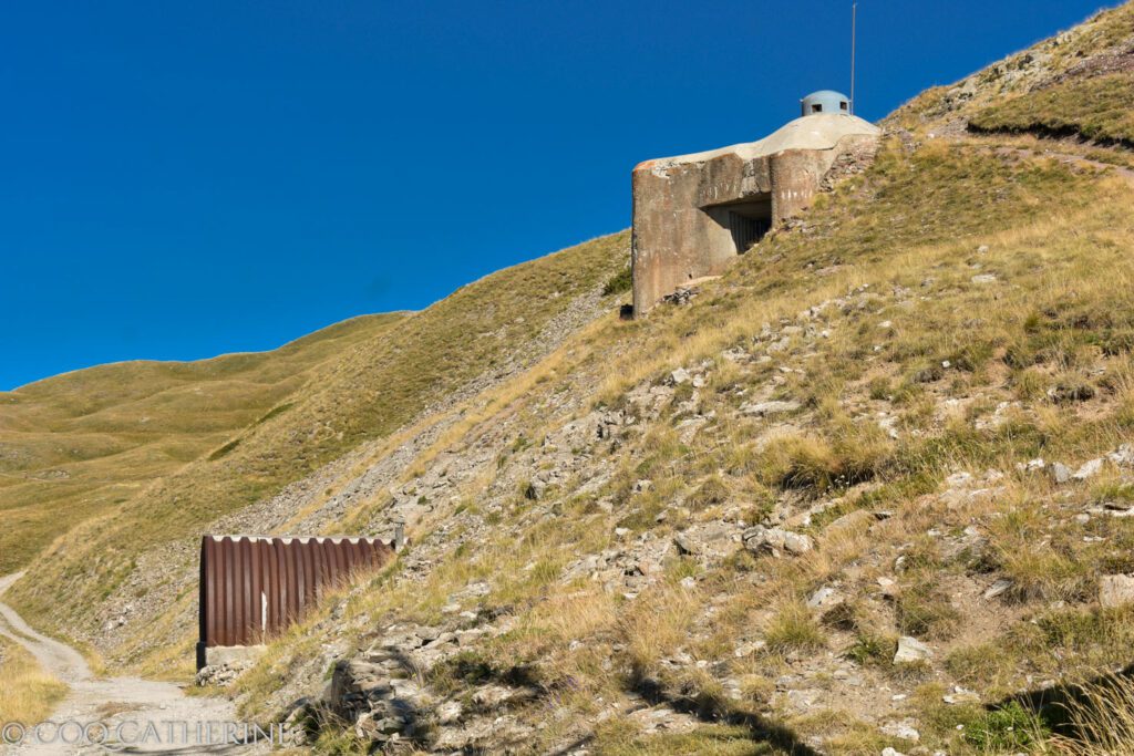 le fort enteré du Gondran E sur la ligne Maginot