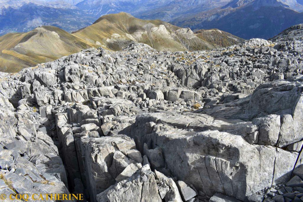 plateau de calcaire karstique de la Grande Séolane