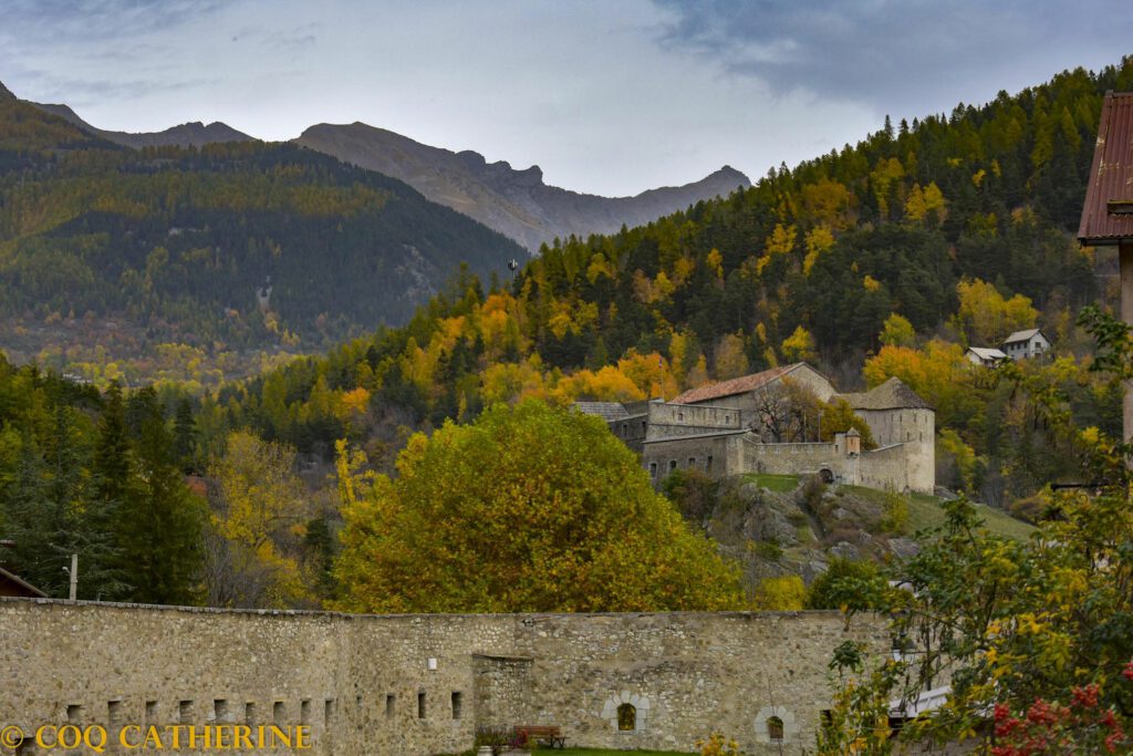 le Fort de Savoie depuis Colmars les Alpes et les montagnes