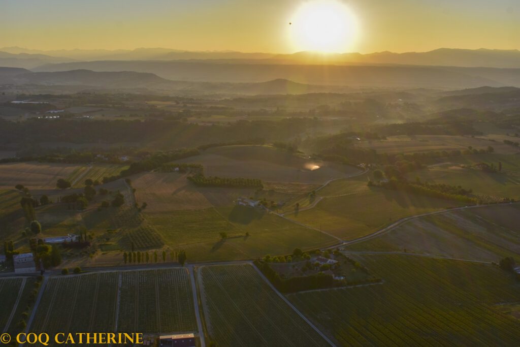 Panorama sur les Ecrins et la Provence à bord de la montgolfière