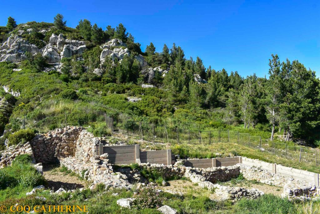 Les ruines du site archéologique de l’oppidum des caisses Jean Jean
