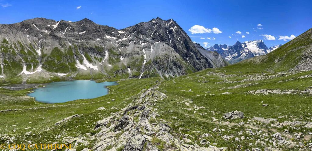 Panorama sur le lac de Goléon et la Meije, depuis la sente du Signal de la Grave