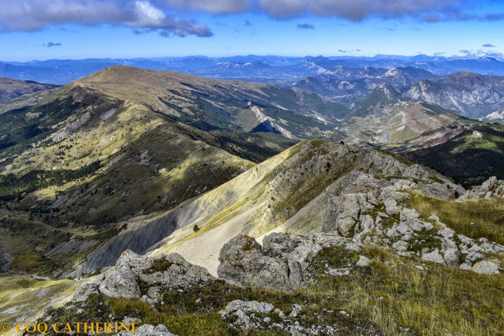 La Crête du Raus depuis le sommet des Monges