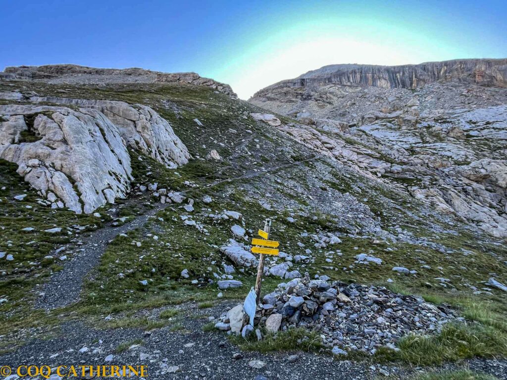 Panorama sur la montée au sommet de la Mortice depuis le col de Serenne