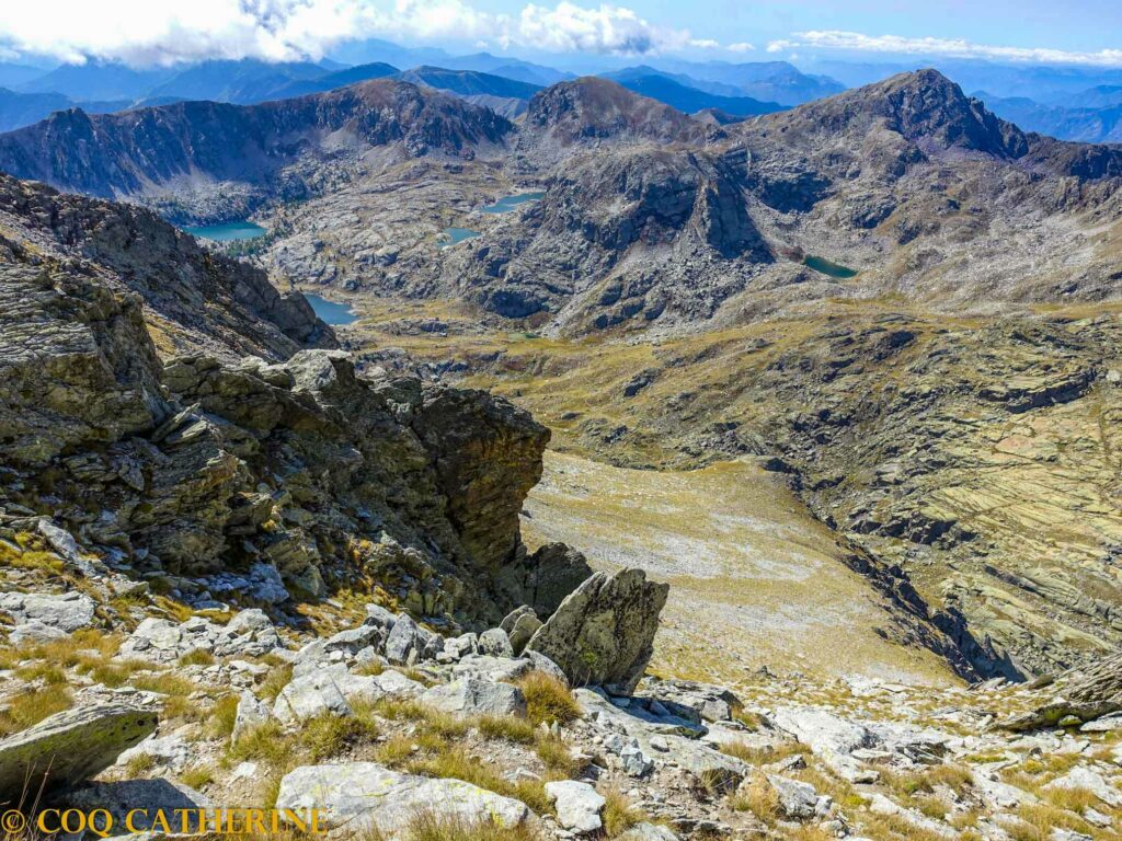 Panorama sur les lacs de la Vallée des Merveilles depuis la randonnée du Mont Bego