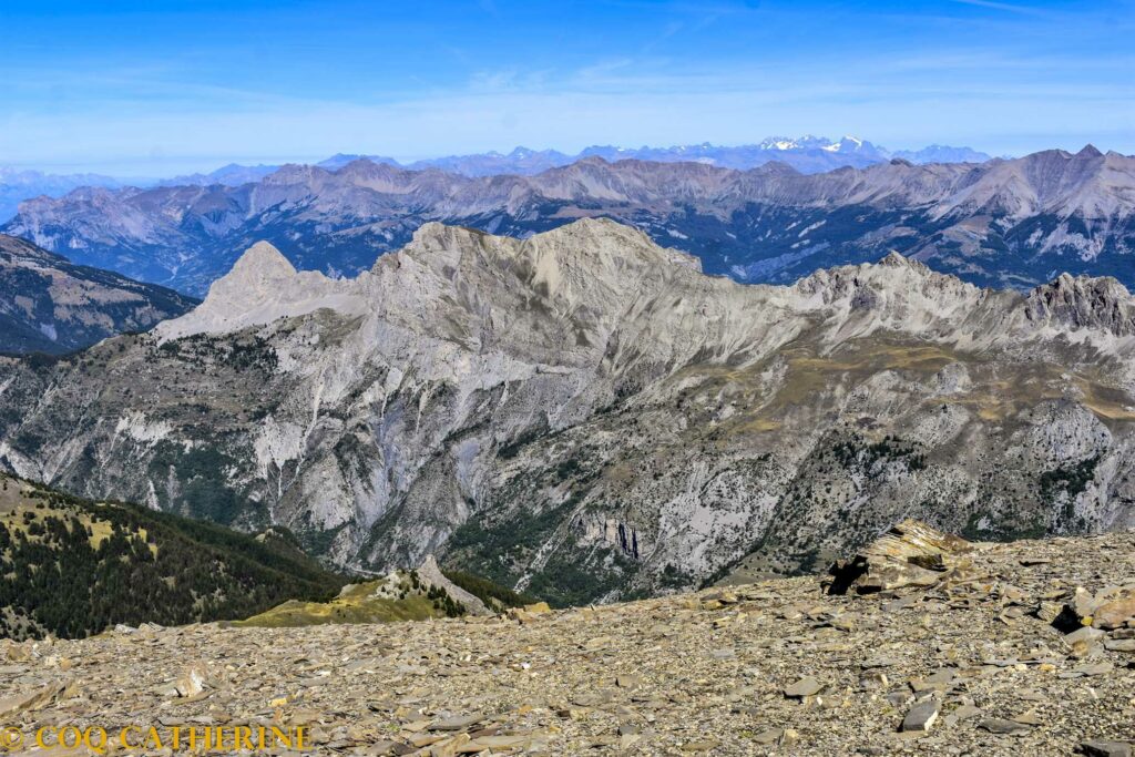 Panorama sur le chapeau de Gendarme de l’Ubaye et sur les Glaciers du massif des Ecrins