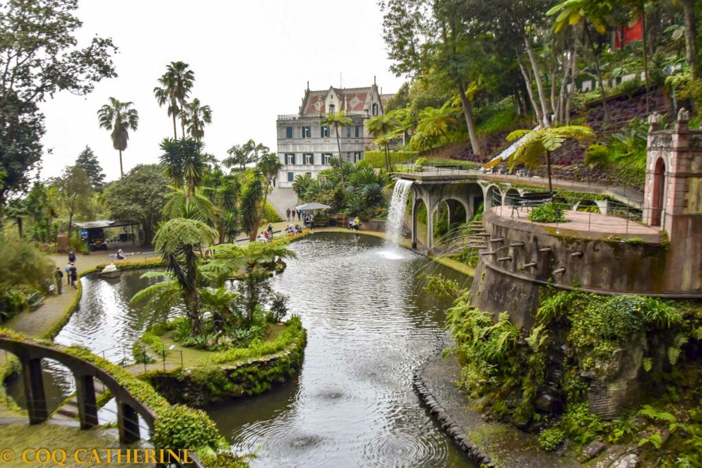 L’étang et les cascade du Jardin Tropical de Monte à Funchal